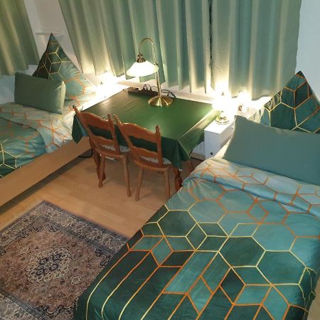 Zimmer Hohbuch mit Achalmblick Reutlingen Exterior foto