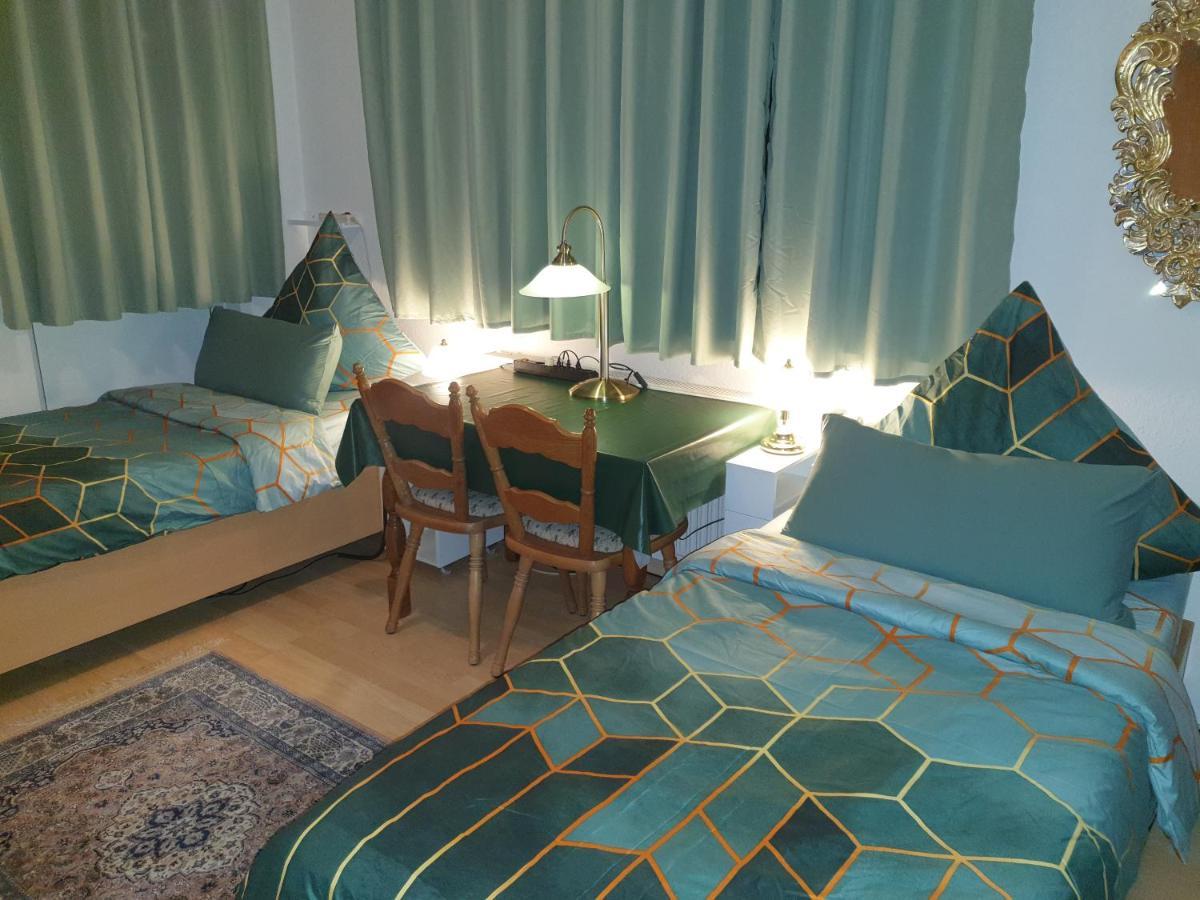 Zimmer Hohbuch mit Achalmblick Reutlingen Exterior foto